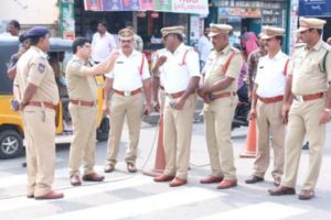 CP Tafseer Iqubal interacting with police officials in Khammam on Tuesday.